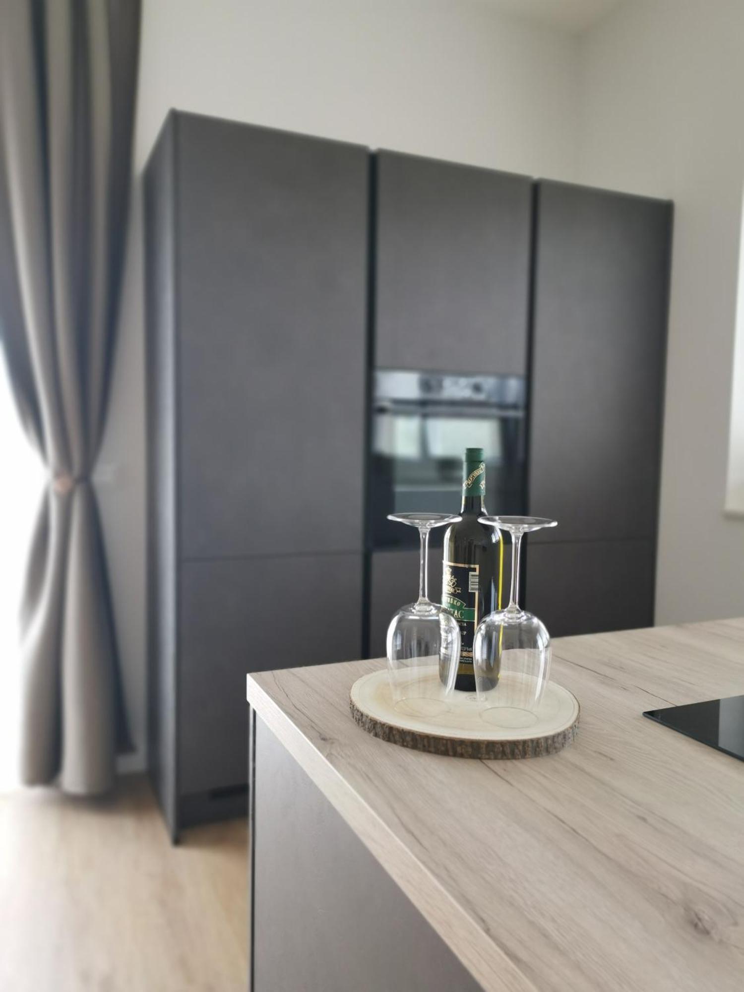 Villa Kora - Luxury Holiday Apartments لومباردا المظهر الخارجي الصورة