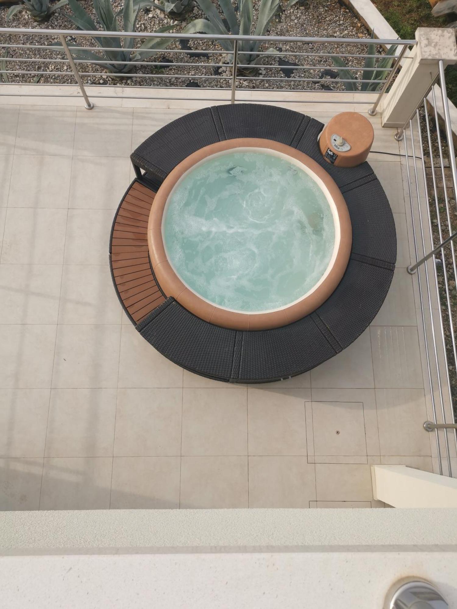 Villa Kora - Luxury Holiday Apartments لومباردا المظهر الخارجي الصورة